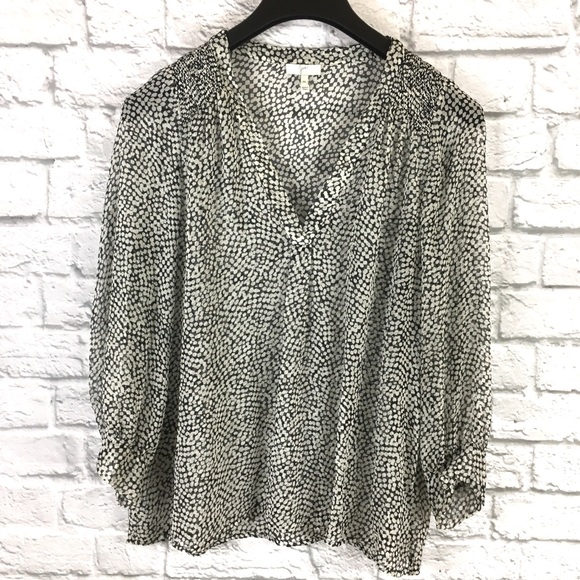 Joie Laurel 100% Silk Chiffon Dot V-Neck Blouse M - Picture 2 of 7